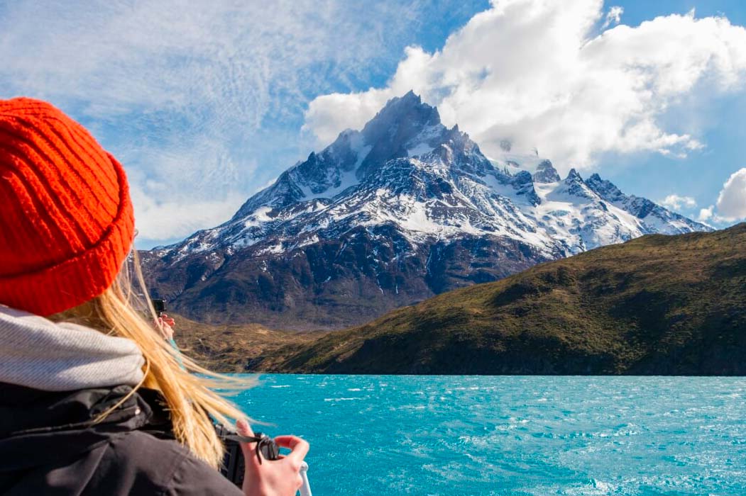 Chile Andesbjergene Torres del Paine Paine Grande fra søen Grey 01 Bjerget Paine Grande set fra søen Grey